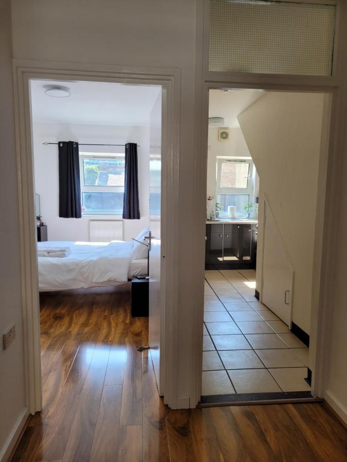 Stunning 1 Bedroom In Apartament Londra